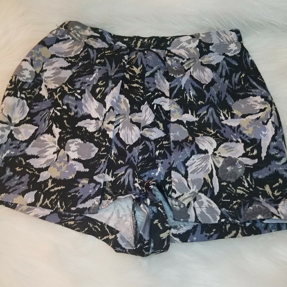 Topshop high waisted floral shorts